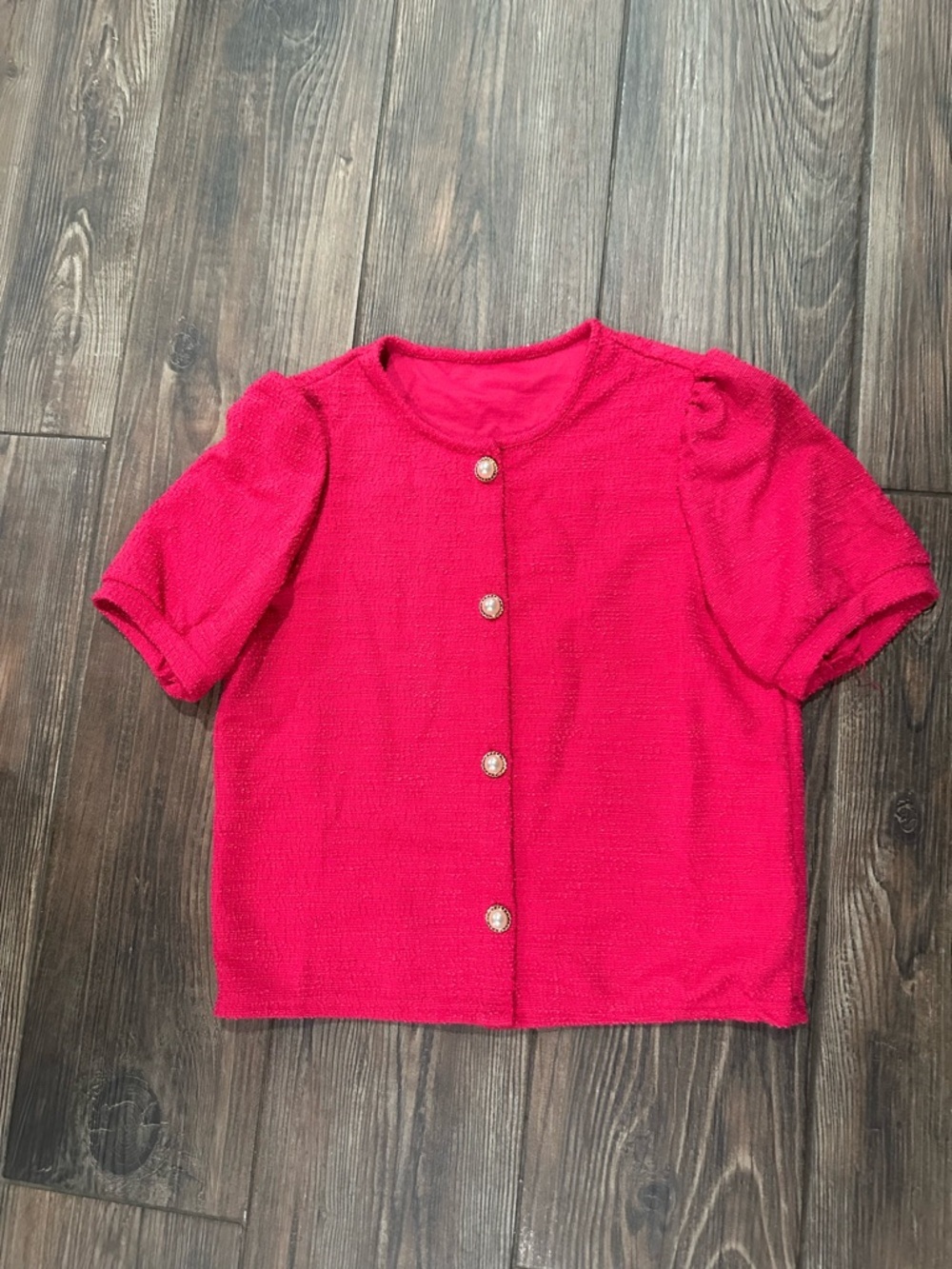 Pearl-Button Textured Puff Short Sleeve Blouse in Rose Pink - Picture 2 of 8